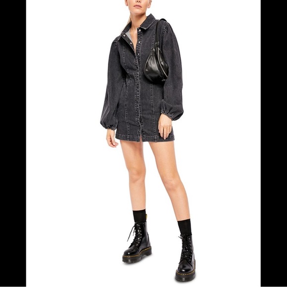 free people mia denim dress Size S Collared denim Color:Light Blue Ocean Sibling Sets Tuckernuck Black Sasha Dress Perfect for a modern